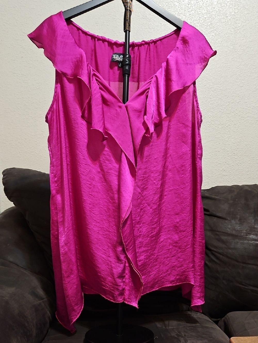 Ruffled V-Neck Sleeveless Camisole in Vibrant Fuchsia